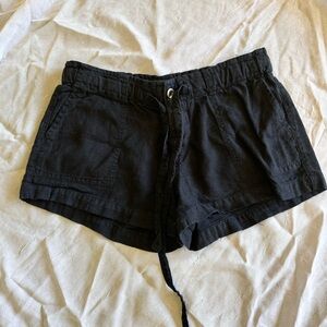 Arden B Black Cargo Shorts